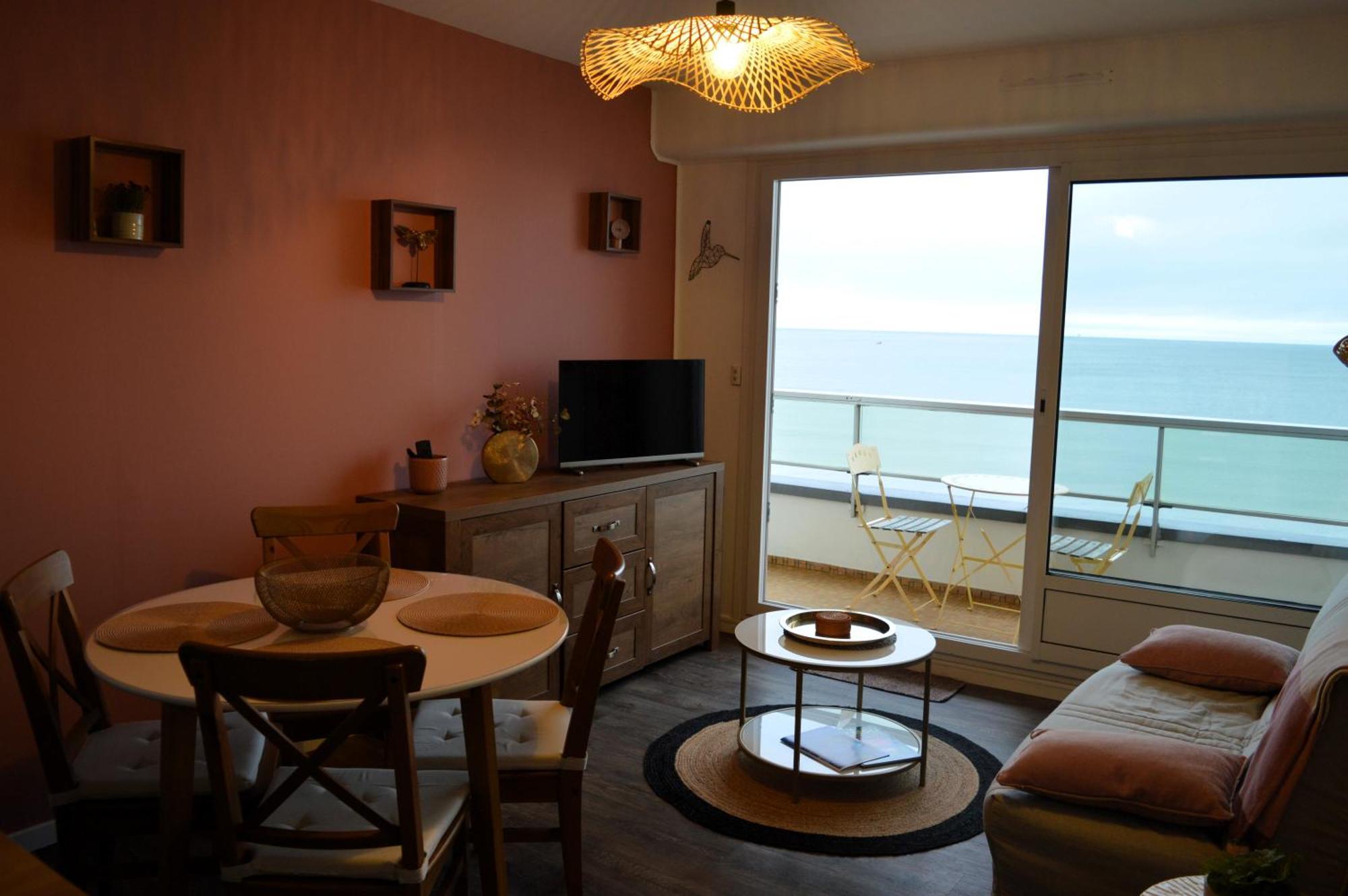 L'Esperluette - Magnifique Vue Mer Et Balcon Courseulles-sur-Mer Exteriör bild