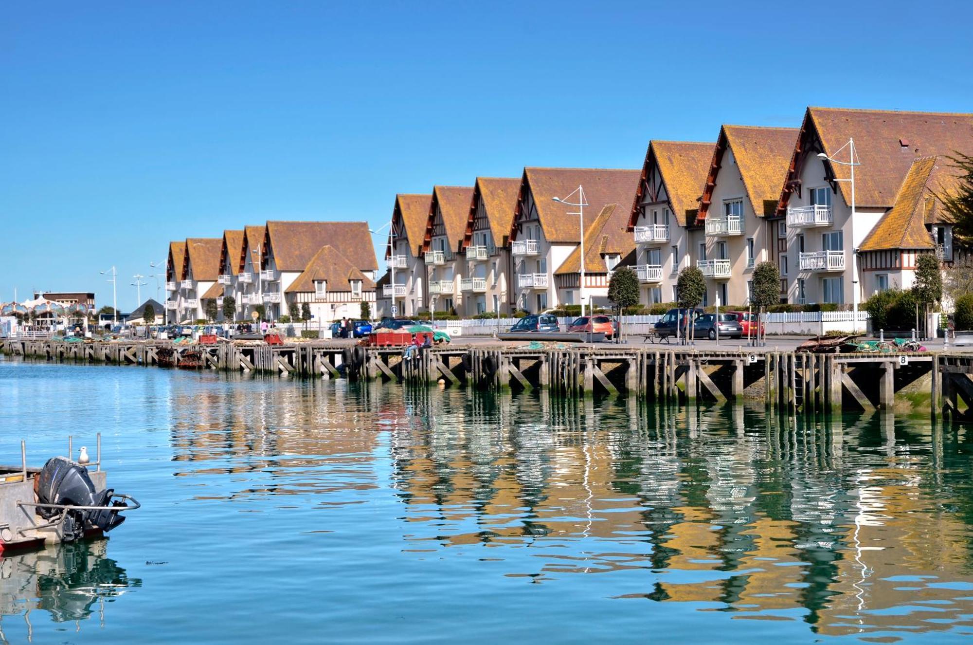 L'Esperluette - Magnifique Vue Mer Et Balcon Courseulles-sur-Mer Exteriör bild